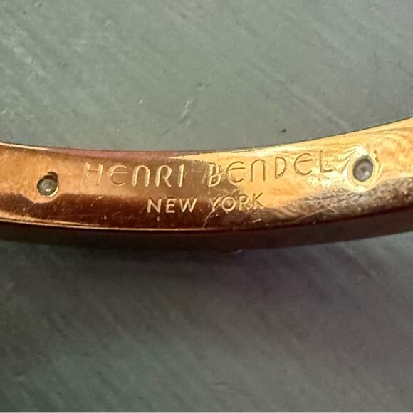 Henri Bendel Hinged Rose Gold bangle Bracelet - Picture 12 of 12